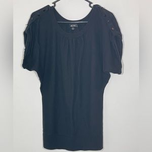 Black top with sleeve accents